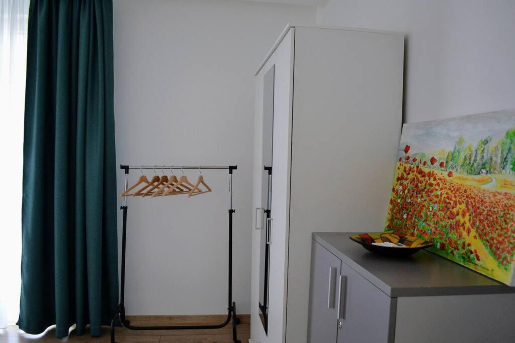 Modern City Center 2 Bedroom Apartment Sofia Luaran gambar