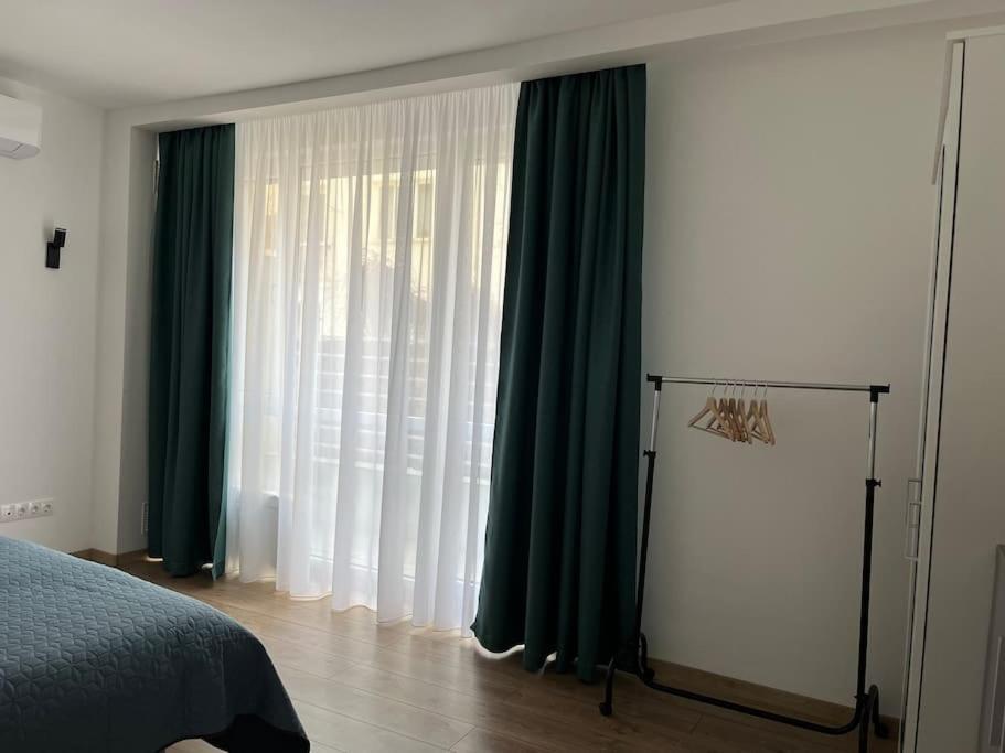 Modern City Center 2 Bedroom Apartment Sofia Luaran gambar